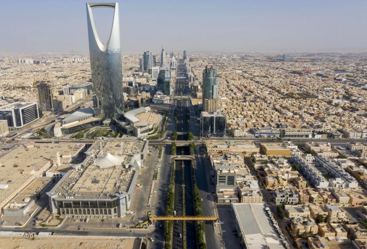 الداخلية السعودية تعدم 5 مدانين بالهجوم على مسجد بينهم مصري .. (تعرف عليهم)