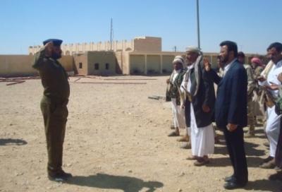محافظ الجوف يوجه بالقبض على خاطفي أفراد الصندوق الاجتماعي للتنمية بمديرية خب والشعف