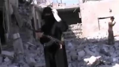 أقوى فيديو عربي: امرأة من سوريا تتحدى النظام السوري والإيراني والروسي والصيني (يُنصح للرجال بمشاهدته)
