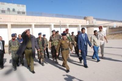 انشاء محكمة في النظر بالقضايا العالقة بإصلاحية السجن المركزي بصنعاء