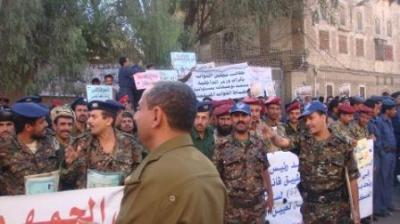 اللجنة التنظيمية للجامعيين من منتسبي وزارة الداخلية والدفاع تطالب بمحاسبة وزير الداخلية 