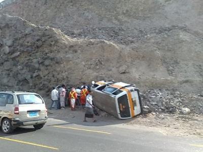 31 ما بين قتيل ومصاب في يوم واحد حصيلة جديدة لضحايا الطرقات في اليمن