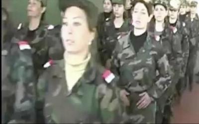 "لبؤات" للدفاع عن الأسد 