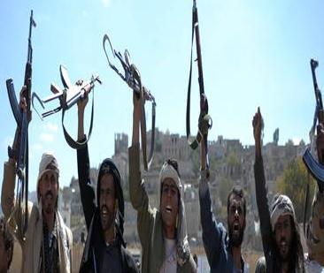 تفاصيل من داخل معسكرات جماعة الحوثي.. حرب طائفية تلوح في الأفق(تقرير)