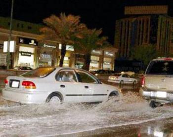 الأمطار كشفت تهالك مصارف السيول بالرياض