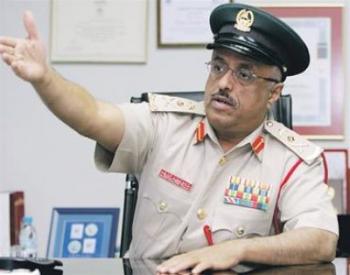 خلفان يؤكد: الموساد يخطط لاغتيالي.. والسم الذي دس له يقتل فيلا