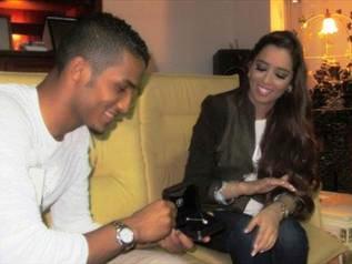  بسبب غيرة خطيبها من نجم الخليج اليمني فؤاد .. الفنانة بلقيس أحمد فتحي تنهي علاقتها باللاعب نايف هزازي 
