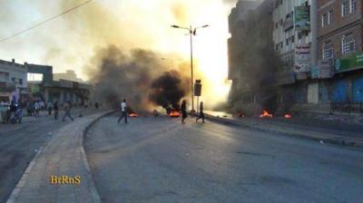 عاجل: فوضى عارمة في حضرموت وتكسير وحرائق لمحلات الشماليين.. احراق عشرة محلات للشماليين في غيل باوزير