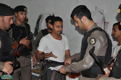 يمنيّو السعودية رهن بتوقيع اتفاق سري بين الرياض وصنعاء، وهادي يرفض التوقيع لكونه رئيساً انتقالياً