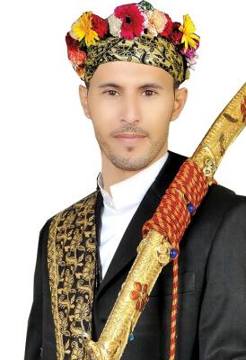 بحضور بعض وسائل الإعلام، عريس يمني يكسر قيود القبيلة بإقامة عرس بلا قات بلا تدخين بلا سلاح