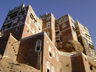 نائب وزير الثقافة اليمني: جهود كبيرة تبذل لإبقاء صنعاء بقائمة التراث العالمي
