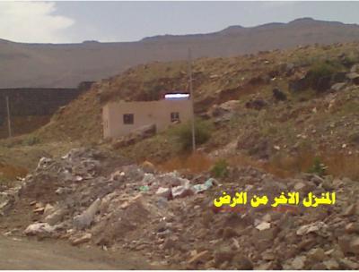 عضو هيئة مكافحة الفساد السابق يبني بيتين في ارض التعليم العالي بقوة السلاح وبلاغات للجهات المعنية ولم تتخذ أي اجراء ( بالوثائق والصور ) عضو هيئة مكافحة الفساد السابق يبني بيتين في ارض التعليم العالي بقوة السلاح وبلاغات للجهات المعنية ولم تتخذ أي اجراء ( بالوثائق والصور )