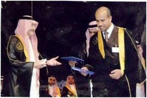  طالب يمني يحصل على الترتيب الاول على مستوى جامعة الملك سعود 