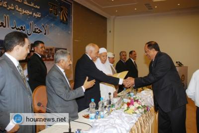 بمناسبة عيد العمال العالمي وبالتزامن مع احتفالات بلادنا بعيد الوحدة  مجموعة هائل سعيد انعم وشركاه تكرم عمالها وموظفيها المثاليين 