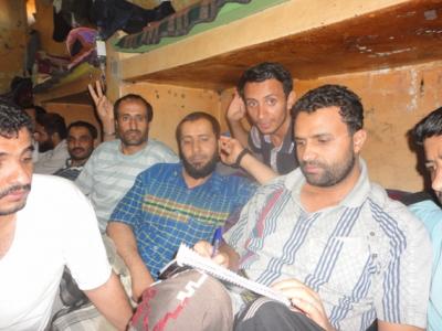 مصادر: الرئيس هادي يوجه بالافراج عن 19 من شباب الثورة والنائب العام يتجاهل توجيهاته 