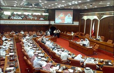 برلمانيون: الملاهي الليلية في البحرين مصدر دخل حزب الله اللبناني ومراكز تجسس له