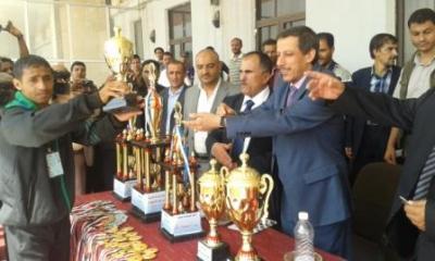 وزير التربية يكرم المنتخب المدرسي الفائز بكأس رئيس الجمهورية‎