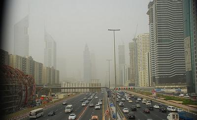 ليس اليمنيون فقط: سعوديون يتسولون في دبي بسياراتهم الفارهة