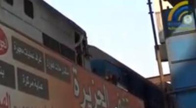 الفيديو الذي حصل على مليون وربع مشاهدة خلال اقل من ستة أيام: رده فعل سائق القطار والركاب عندما شاهدو مسيرة مؤيدة للرئيس في نفق الجيزة 