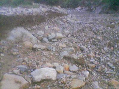 سيول الامطار تجرف طفل 5كيلو متر بمسور ريمة وتقطع الطرقات الرئيسية صور سيول الامطار تجرف طفل 5كيلو متر بمسور ريمة وتقطع الطرقات الرئيسية صور