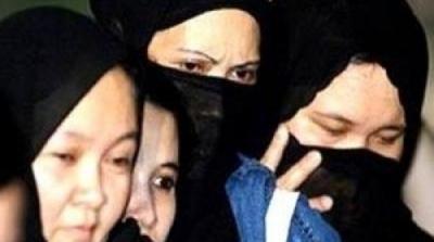 العمالة المنزلية بين مطرقة "العمل" وسندان شروط بلادها