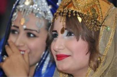 الجمهور النسائي يخطف الأضواء ببطولة اليمن للملاكمة ( صور ) 