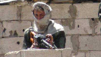 كانوا على صلة بالحوثي : إحتجاز ضباط يمنيين كانوا يخططون لإسقاط صنعاء