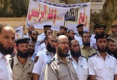  العميد الجوهري معتذرًا للضباط الملتحين: أقسم بالله أني نادم أشد الندم