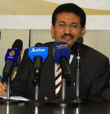 الماوري يتقدم ببلاغ بتعرضه لتهديد من قبل عميد في وزارة الدفاع 