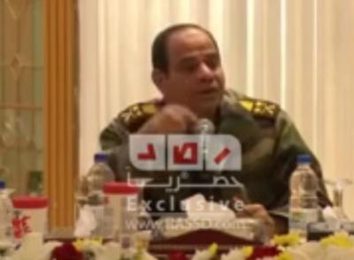 السيسي: "الضابط إلي هيضرب المتظاهرين مش هيتحاكم" 