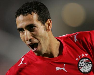 نجم الكره المصرية ابو تريكة يعلن انهاء مشوره الكروي