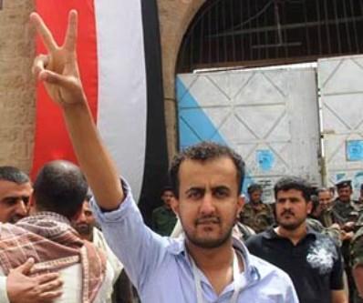 العثور على عضو الحوار الوطني المختفي حمزة الكمالي أمام مقبرة السنينة بحالة سيئة وبدون ثياب