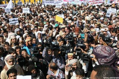 بالصور: صنعاء تنتفض وحشود غير مسبوقة ضد جرائم الحوثي بدماج بالصور: صنعاء تنتفض وحشود غير مسبوقة ضد جرائم الحوثي بدماج