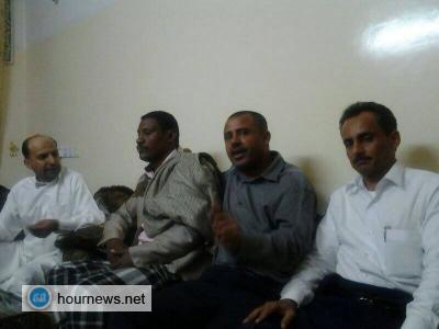 جهود نسفر عن حل الاشكال بين مدير إدارة امن الحوار الوطني والحذيفي عضو مؤتمر الحوار عن المهمشين (صورة)
