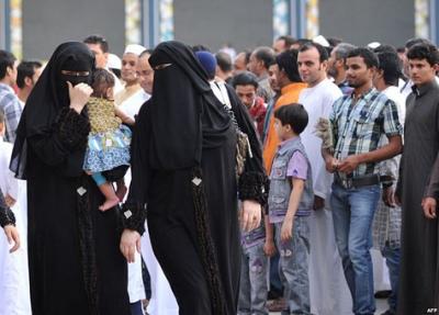 سعودي يقضم أنف زوجته خلال تعنيفها 