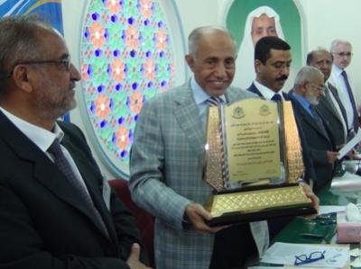 6 مكالمات هاتفية توقع بعنصرين من عصابة مسلحة اعتدت على رجل الأعمال عبدالجبار هائل