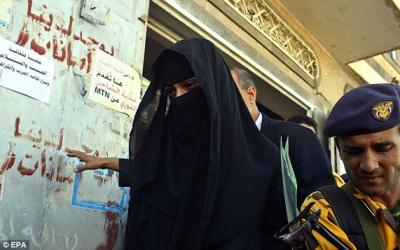تأخير حصول السعودية هدى على حق اللجوء قد يعيدها إلى بلدها