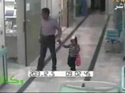 والد الطفل الذي ظهر في فيديو مجمع العرضي يحكي كيف تمكن من النجاة من المذبحة