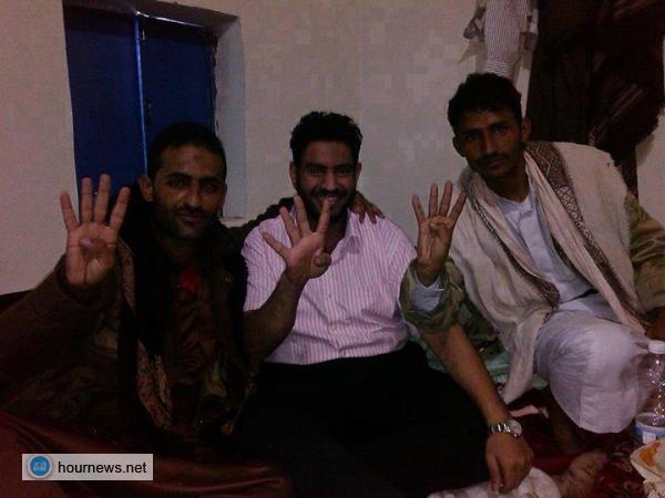 صورة لمحمد منير يتم تداولها بكثرة في مواقع التواصل الا جتماعي، ورئيس تحرير موقع يؤلف حديث عن رسول الله صلى الله عليه وسلم (صور)