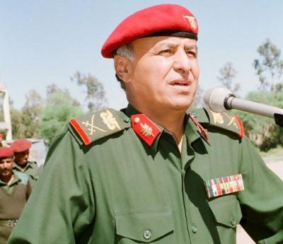مصادر: قرارات عسكرية تشمل تغيير وزير الدفاع وقادة محاور وألوية عسكرية خلال الـ 24 ساعة القادمة