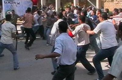 مصر: مقتل 3 أشخاص وإصابة 27 بسبب مغازلة شاب لفتاة 