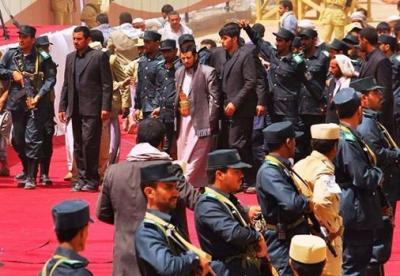 «حسن زيد» يهدد «هادي» بحرب تُبكيه وتُبكي من يتفق معه رداً على تلويحه بتدخل الجيش لوقف الحروب