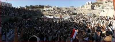 حجة تصعيد ثوري ومسيرة حاشدة تستنكر التهجير لأبناء دماج 