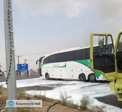 إحتراق حافلة نقل جماعي يمنية بالسعودية ونجاة ركابها الـ 35