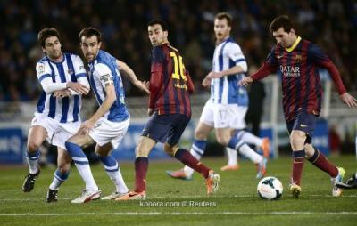 سوسييداد يستغل أخطاء مارتينو .. ويقسو على برشلونة بثلاثية مهديا صدارة الليجا لريال مدريد