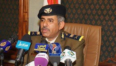وزير الداخليه يوجه قوات الأمن بمنع تعاطي القات اثناء الخدمة 