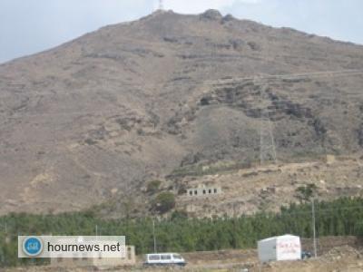 ما هو جبل ضين الذي يحاول الحوثيين تطويقه بعمران، وأرسلت وزارة الدفاع كتيبة مشاة لتعزيزه، وكم يبعد عن العاصمة صنعاء؟