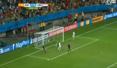 هولندا تسحق بطلة كأس العالم الماضي بخمسة اهداف مقابل هدف للآن