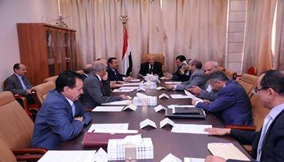 باسنودة يجتمع بوزير الدفاع وآخرين حول عمران