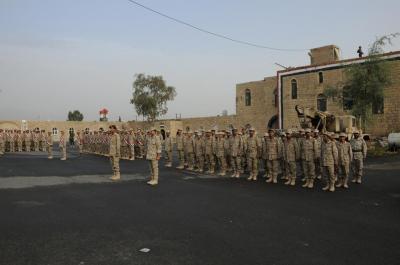 تجول في المدينة وزار اللواء 310 الرئيس هادي يزور عمران فجراً برفقة وفد حكومي عالي المستوى ويلتقي قيادات المحافظة (صور)
